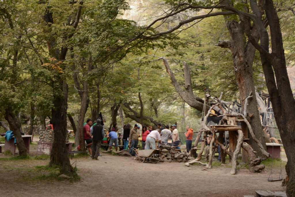 Camping Rio De Las Vueltas Ел Чалтен Екстериор снимка